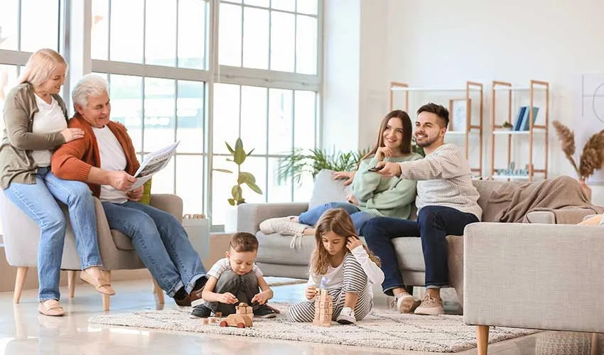 Wenig Eigenkapital beim Hauskauf – so kann die Familie helfen